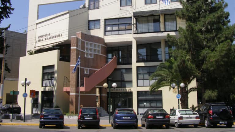 Διανομή τροφίμων στο Κοινωνικό Παντοπωλείο του Δήμου