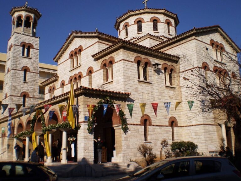 Ο Ι.Ν. Αγίου Κοσμά του Αιτωλού κόβει την πίτα του
