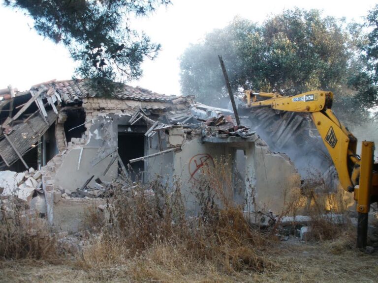 Οριστικά στους δήμους τα εγκαταλελειμμένα κτίρια