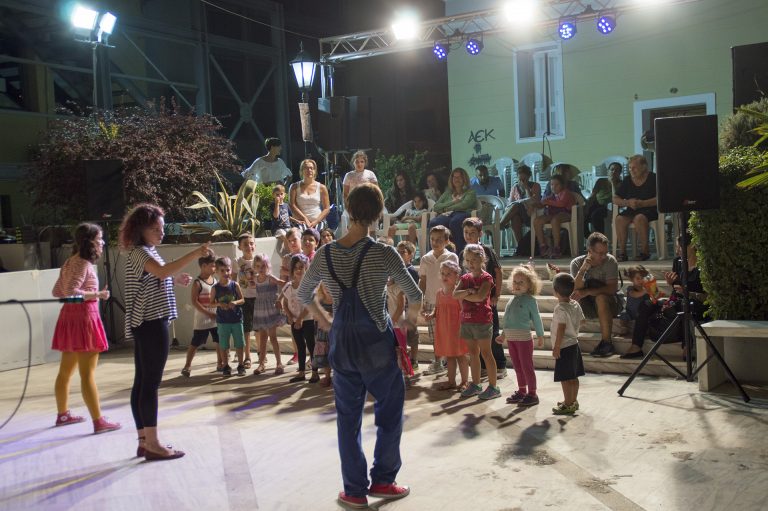 “Ο Χαχά, η Χιχή και το αερόστατο της Ειρήνης” στο Πνευματικό Κέντρο Ν. Χαλκηδόνας (φωτορεπορτάζ)