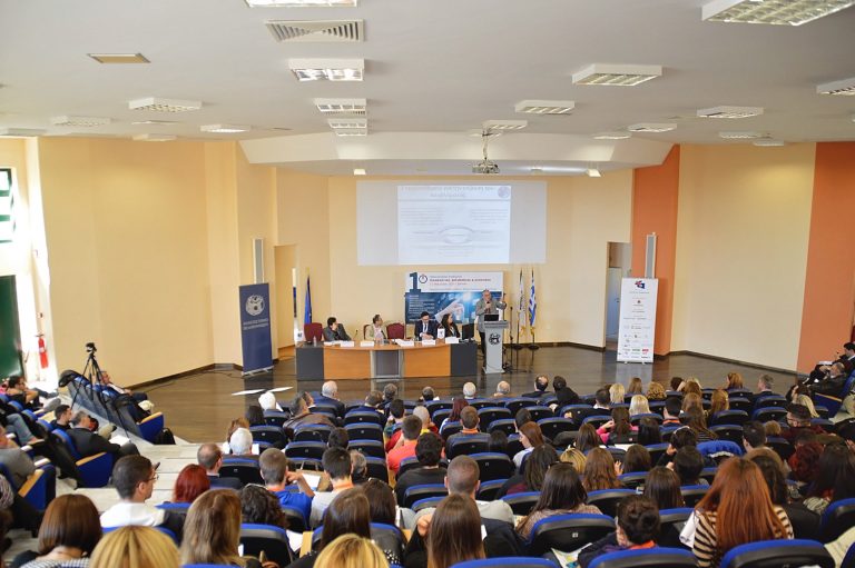 Κίνδυνος να μείνουν χωρίς συγγράματα τα Πανεπιστήμια