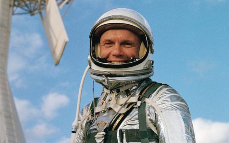 Τζον Γκλεν: Ενας ήρωας του Διαστήματος
