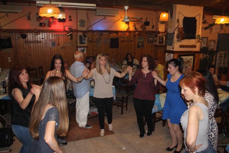 Με τραγούδι και χορό μέχρι τις πρώτες πρωινές ώρες στο Αντάμωμα Ρευματιωτών (φωτορεπορτάζ)