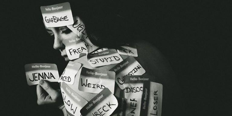 Οι ταμπέλες που φέρουν τα ψυχικά νοσήματα