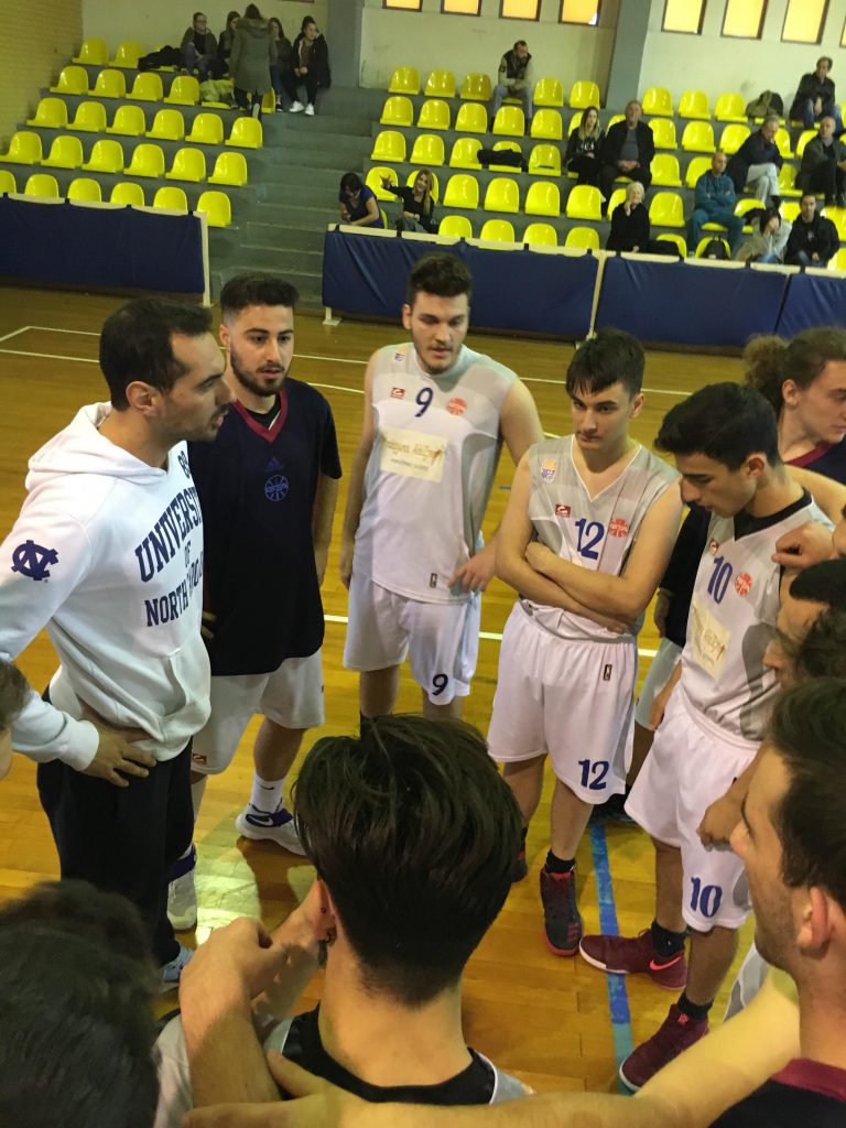 Ήττα στις λεπτομέρειες για τους εφήβους,  νίκη στο τέλος για τους παίδες της ΦΕΑ…