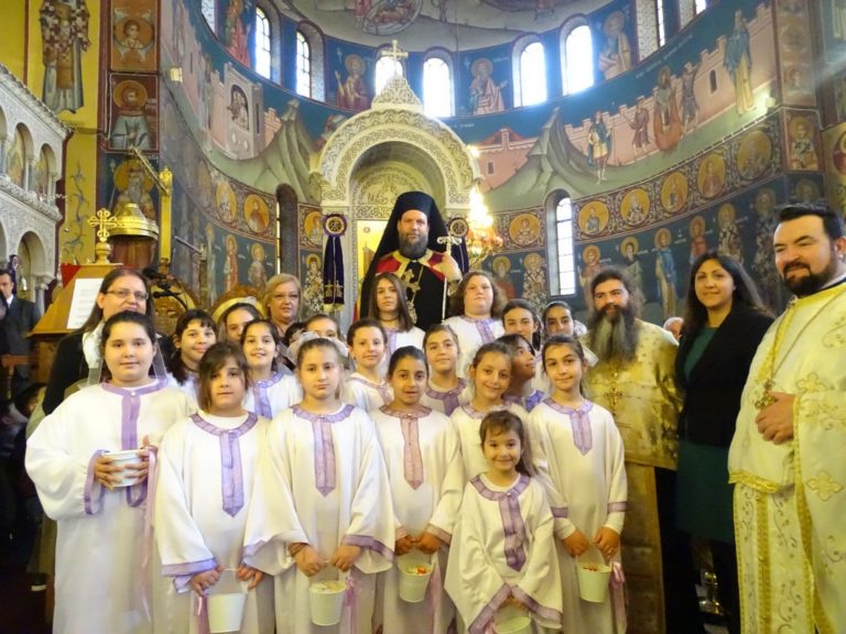 Η Ακολουθία της Αποκαθηλώσεως στην Ι.Μ. Νέας Ιωνίας και Φιλαδελφείας