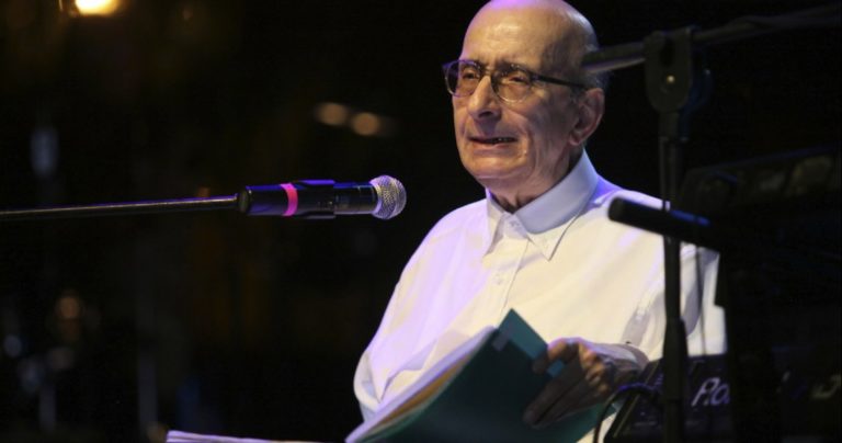 Την Τρίτη η πολιτική κηδεία του Μάνου Ελευθερίου