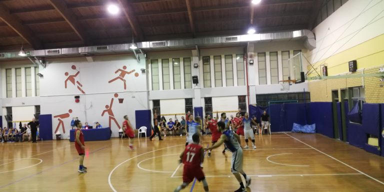 Νικηφόρα πέρασε η αντρική ομάδα της ΦΕΑ από το γήπεδο της Ηλιούπολης..