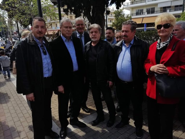 Γιάννης Σγουρός: Ποιον εκτιμά ιδιαίτερα, ποιοι τον τιμούν βγάζοντας φωτογραφία μαζί του και ποιους είδε στη πόλη μας