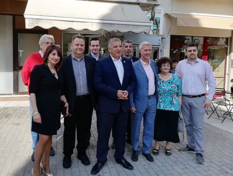 Η περιοδεία του Γιώργου Πατούλη στη Νέα Φιλαδέλφεια