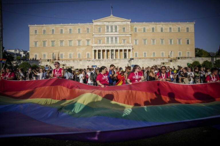 Αχανώς οργιάζει ο περιαστικός συνωστισμός των μη φυσιολογικών μειονοτήτων