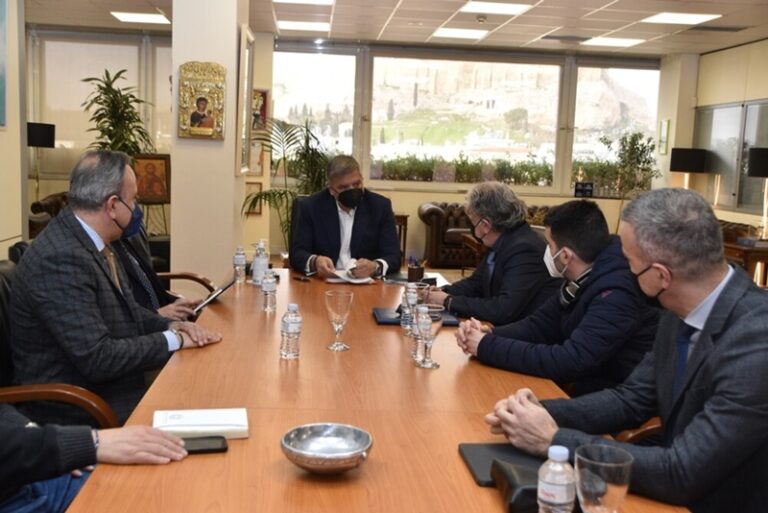 Υπεγράφη προγραμματική σύμβαση για τη μελέτη επισκευής της γέφυρας στην οδό Βρυούλων