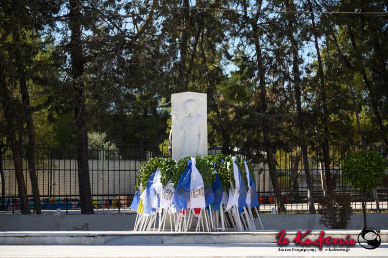 Φωτορεπορτάζ: Ολοκληρώθηκε ο εορτασμός της 28ης Οκτωβρίου στη Νέα Φιλαδέλφεια – Νέα Χαλκηδόνα