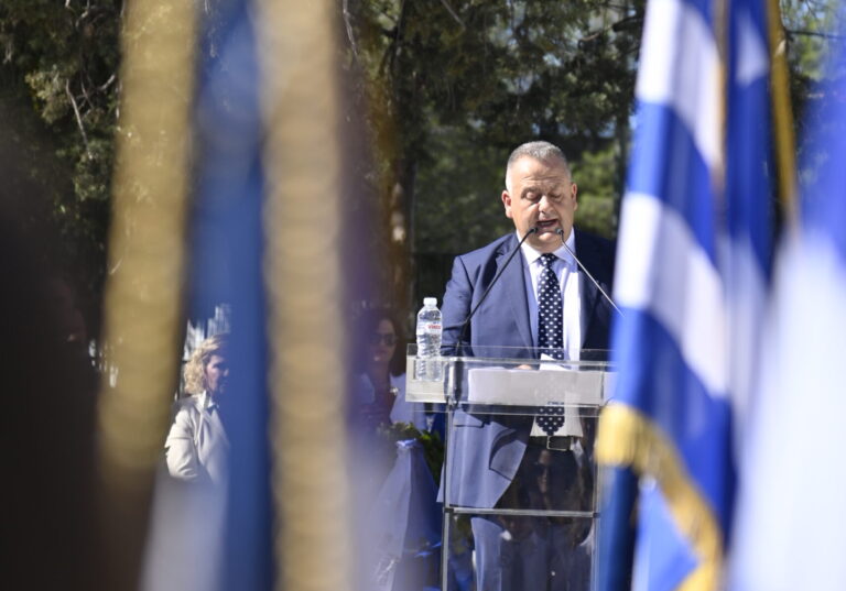 ΦΩΤΟΡΕΠΟΡΤΑΖ: Λαμπρός εορτασμός της Εθνικής Επετείου της 28ης Οκτωβρίου 1940 στη Νέα Φιλαδέλφεια – Νέα Χαλκηδόνα