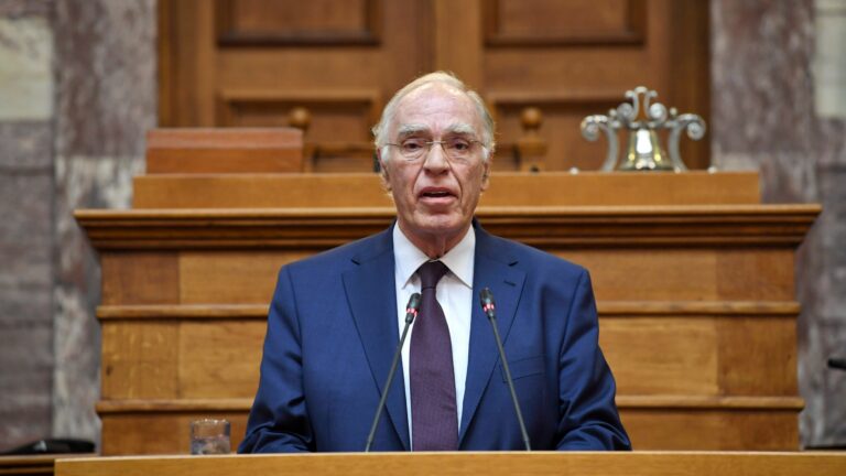 Πέθανε ο Βασίλης Λεβέντης: Η ζωή και η πορεία του προέδρου της Ένωσης Κεντρώων