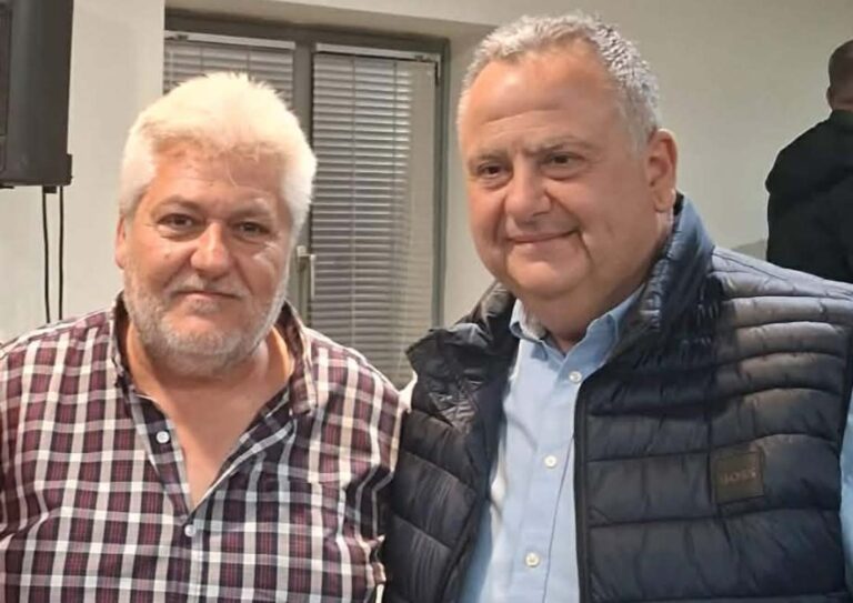 Γιάννης Τομπούλογλου        Ο “Μίστερ Τίποτα”……… των 25 Εκατομμυρίων